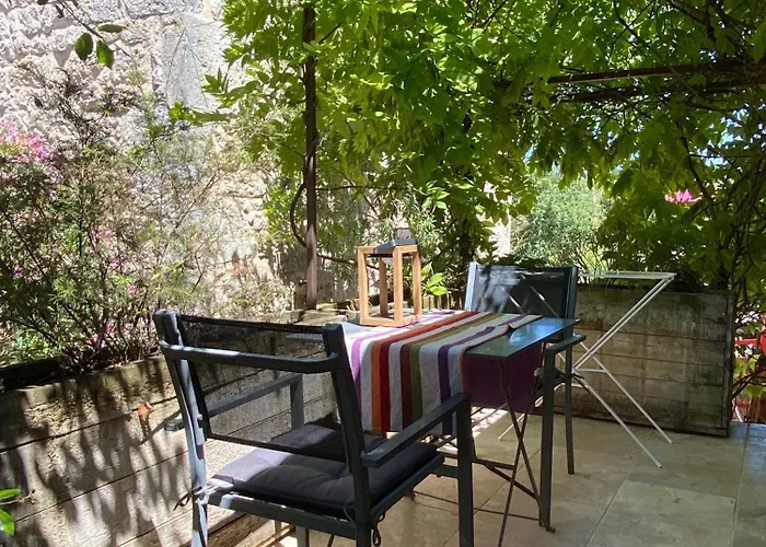 Maison Reces Floressas