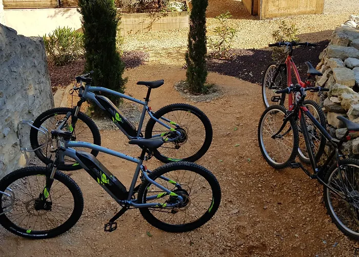 Maison Reces Bed & Breakfast