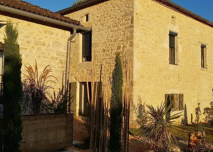 Maison Reces 4* Floressas