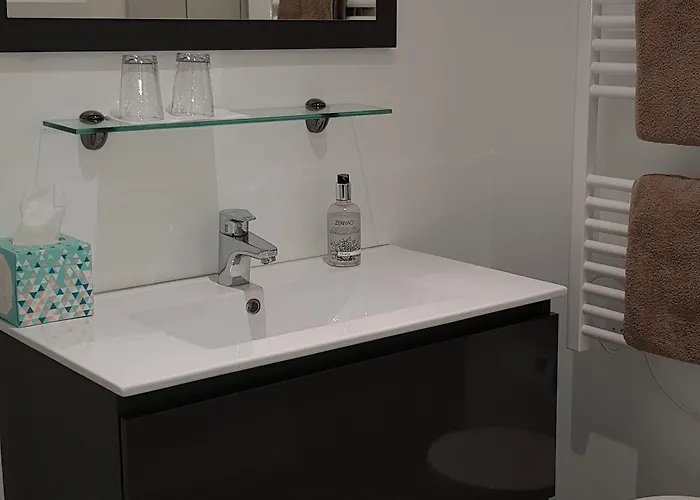 Maison Reces 4* Floressas