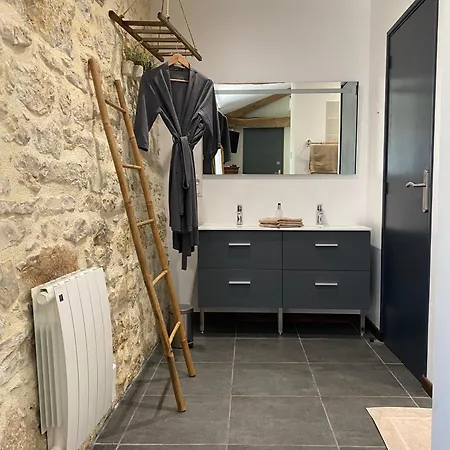 Couette-café Maison Reces 4*