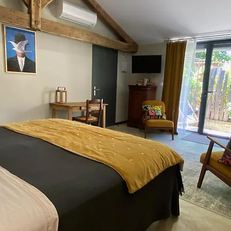 Maison Reces Bed & Breakfast Floressas