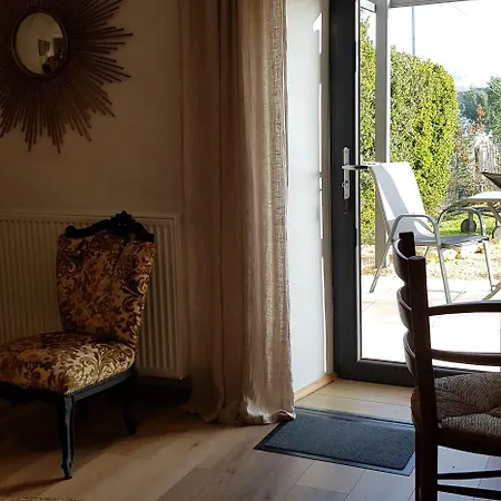 Couette-café Maison Reces 4*