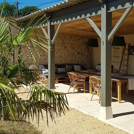 Maison Reces Bed and Breakfast